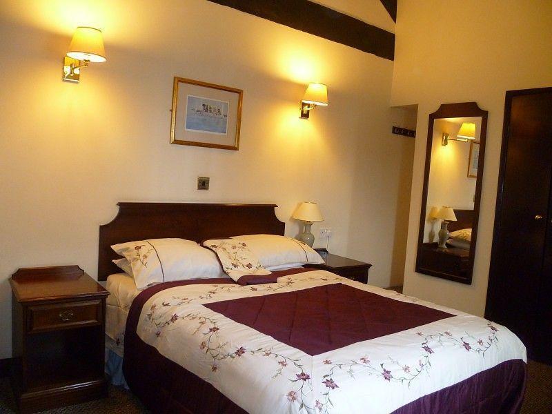 The Wensum Lodge Hotel Факенхем Экстерьер фото